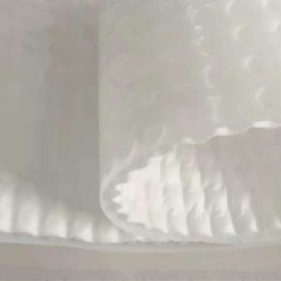 種植屋面疏水板與蓄水板工地應(yīng)該用哪一個(gè)呢？